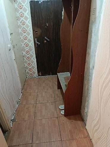 28 kiraye ev: Əşyalidir. Stol, stul — 7