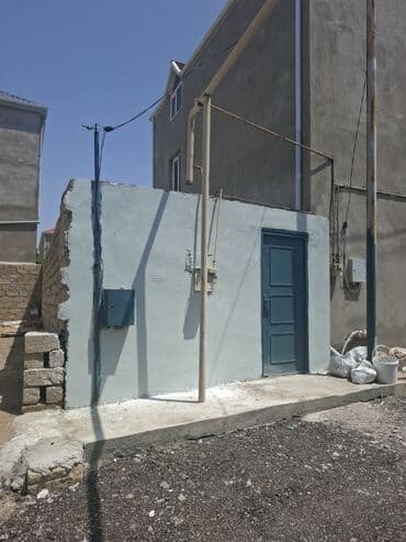qaradag rayonu: Lökbatan qəs. 3 otaqlı, 120 kv. m, Orta təmir — 2