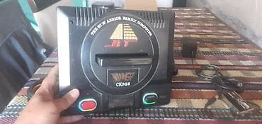 Masaüstü kompüterlər və komponentlər: RETRO OYUN KONSOLU 1993ci ilin– “THE 8TH WARRIOR FAMILY COMPUTER” (BT — 3
