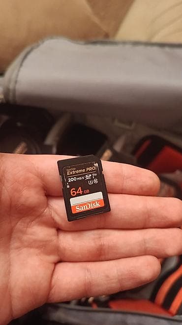 Elektronika: Canon EOS 6D Mark II fotoaparat dəsti təcili satılır problemsiz dir — 3