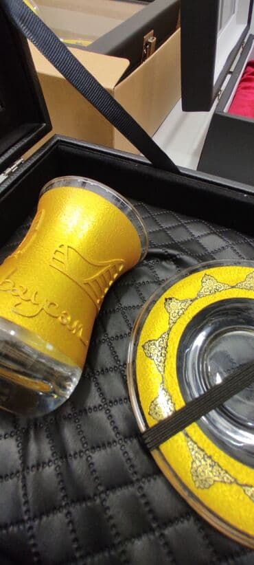 qızıl qabı: Armudu stəkanlar, rəng - Qızılı — 3