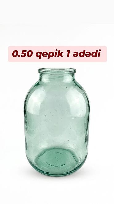 Şüşə banka - Material: qalın, şəffaf yaşıl tonlu şüşə - Forması
