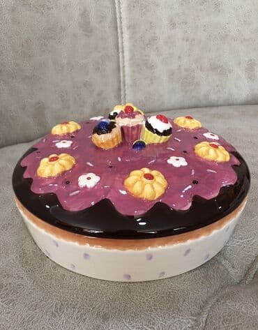 Tort və şiriniyyat qabları: Tort və şiriniyyat qabı, rəng - Bənövşəyi, Keramika — 1