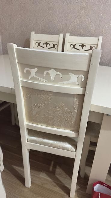 Qonaq otağı üçün, İşlənmiş, Açılan, Dördbucaq masa, 6 stul — 4