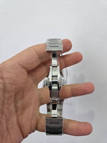 bmw 3 серия 318ti at: Yenidir, istifadə edilməyib Avtomatik İsveçrə mexanizmidir. Qutusu — 5