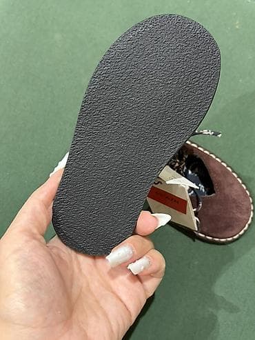 Uşaq ayaqqabıları: Uşaq ayaqqabısı – Zara marka - Model: Bağlama ipləri olan — 5