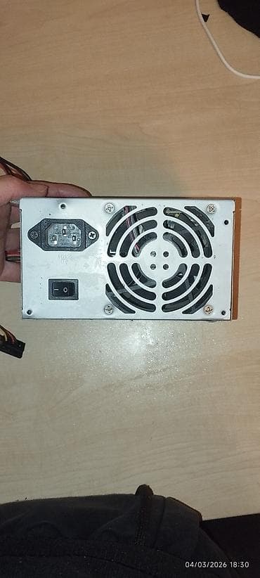 Блок питания 350 Вт — 1