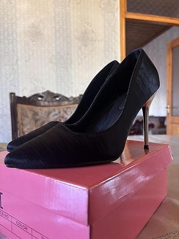 xanimlar: Qadın klassik tuflisi - Rəng: qara - Model: sivri burunlu, kruqoşə — 2