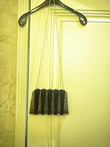 Велосипеды: - Qadın üçün 2 ədəd çanta dəsti 1) Qızılı rəngdə mini bel — 10