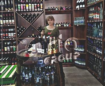 Serab evi vitrin mebellerinin sifarisle hazirlanmasi — 1