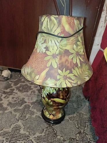 bez parça: Tropik naxışlı masa lampası - Klassik formalı abajur: parça örtük — 2
