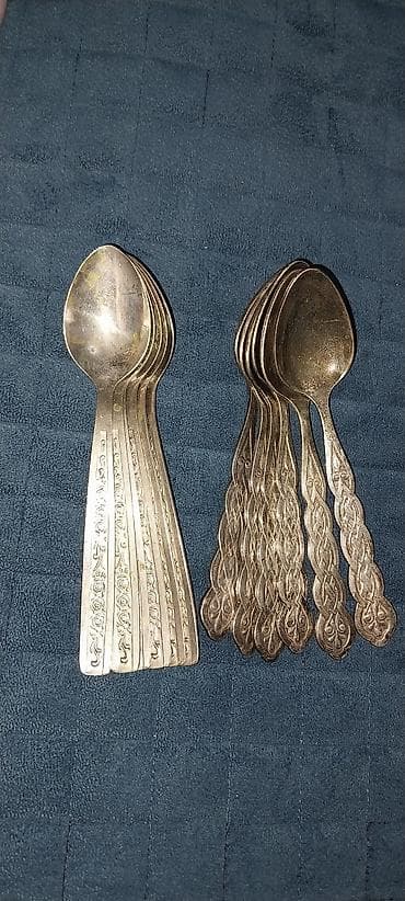 kohnə pullar: Kolleksiya üçün köhnə dizaynlı qaşıq dəsti - Material: metal (gümüşü — 1