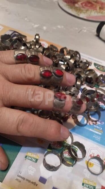 papaq modelleri: Üzük, Yaqut — 4