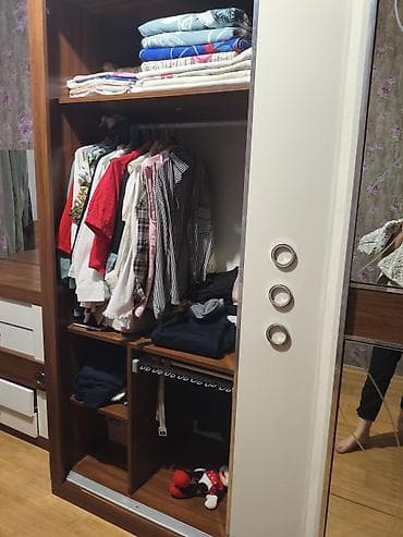 dolab paltar: 3 qapılı, Güzgülü, Qəhvəyi, Taxta, Kupe, Düz dolab — 2