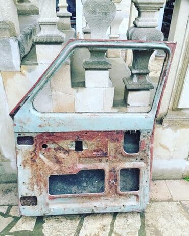 Digər avtomobillər: Sağ ön, QAZ QAZ 21, Ünvandan götürmə — 2