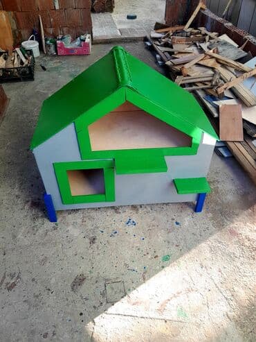 göyərçin yuvaları: Pişik evi 4 pişik üçün Yuxarı hissə su yem qabları üçündür geniş — 4