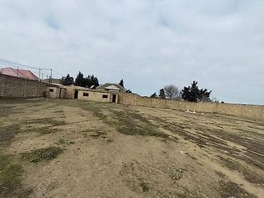 20 sahede satilan evler: Satılır: Hasara alınmış torpaq sahəsi və tikili - Ümumi sahə: Geniş — 1