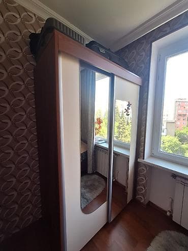 Dolablar: 2 qapılı, Güzgülü, Qəhvəyi, Digər material, Kupe, Düz dolab — 1