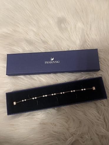 Bilərzik, Swarovski