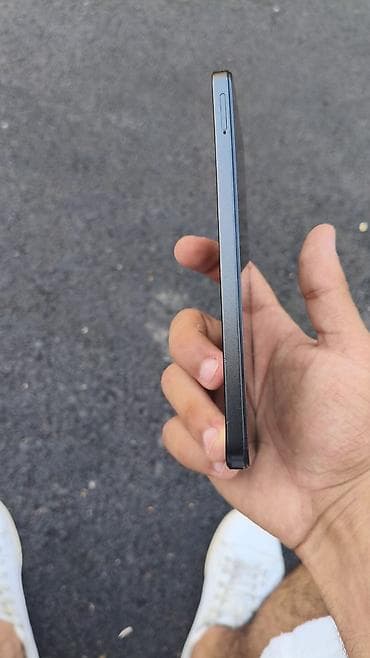 xiomi a4: Xiaomi 13, 256 ГБ, цвет - Черный, 
 Отпечаток пальца — 4