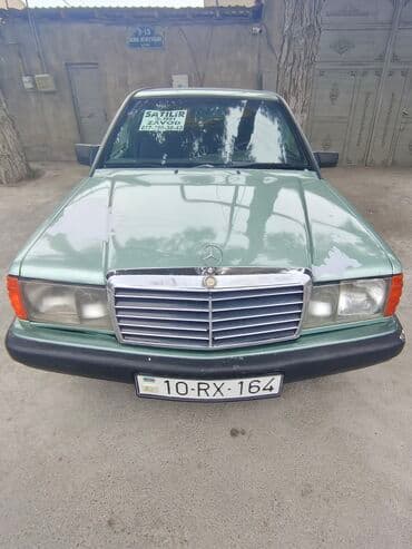 mercedes geyimleri: Mercedes-Benz 190: 2 l | 1991 il Sedan — 1