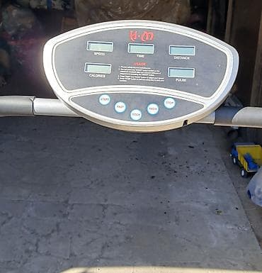 Sumqayıtdadı. İşləkdi