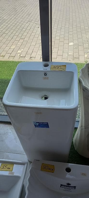 SEVAL brendinə məxsus döşəməyə quraşdırılan keramika hamam çanağı