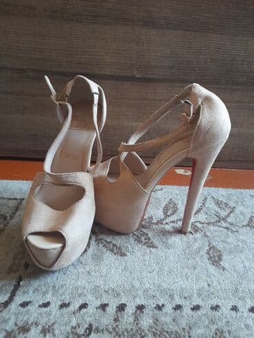 женские шлепанцы на каблуке: Туфли, Размер: 37, цвет - Бежевый, Новый — 1