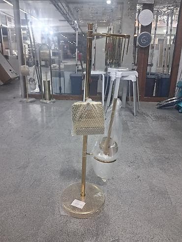 nerj qab: Qızılı rəngdə dəstəkli sanitar aksesuar stendi - Bir stenddə — 1