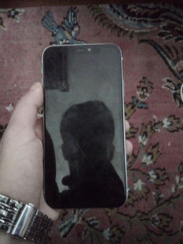 Opel: IPhone 11, Yaşıl, Face ID — 3