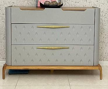 kukna mebli: Güzgüsüz — 1