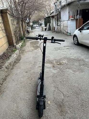 İşlənmiş Elektrik samokat 10", 501 - 750 Vt, 16 - 25 km/s, Pulsuz çatdırılma — 2