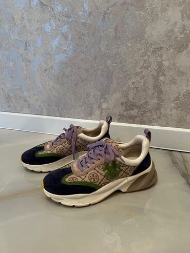 asics onitsuka tiger qadın krossovkaları: Ölçü: 39, İşlənmiş — 1