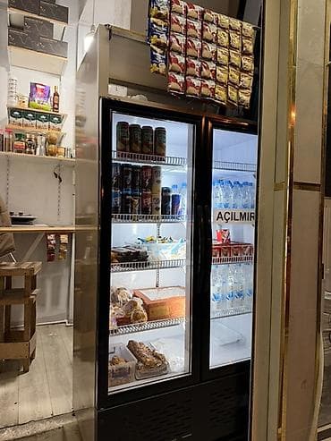 Soyuducu avadanlığı: İki qapılı vitrin soyuducu. 1 ay istifadə olunub qoruyucu salafanı — 2