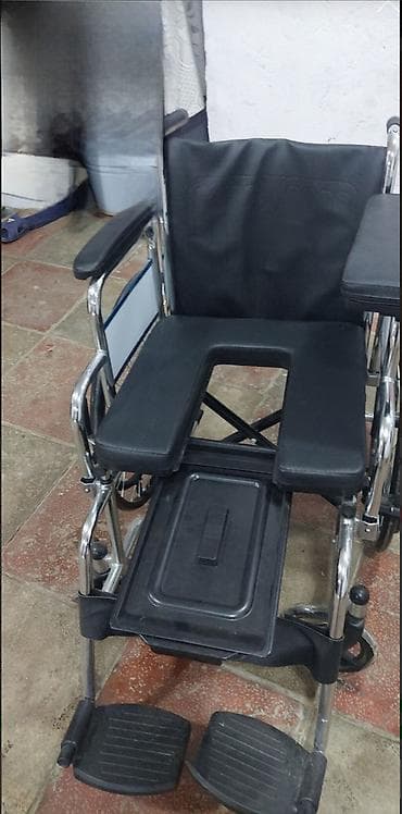 Şəxsi əşyalar: Əlil arabası, çatdırılma var, ətraflı əlaqə saxlasın almaq istəyən — 1