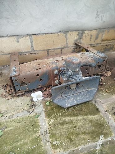 Ağır texnika üçün qoşqu dartıcı qurğu (farlanq/çəkmə qoşqu aparatı) -