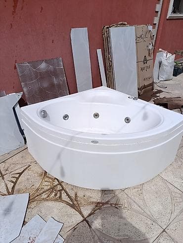 hovuz motoru: Künc yerləşdirmə üçün hidromassajlı vanna - Forma: üçbucaq/künc model — 1