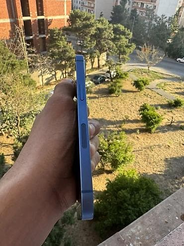 iphone se3: IPhone 13, Mavi — 3
