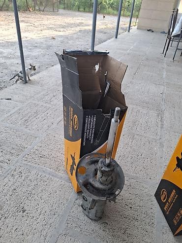 Sol ön, Universal auto, İşlənmiş