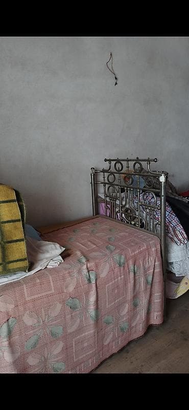 matras islenmis: İşlənmiş, Təknəfərlik çarpayı, Matrassız, Siyirməsiz — 3