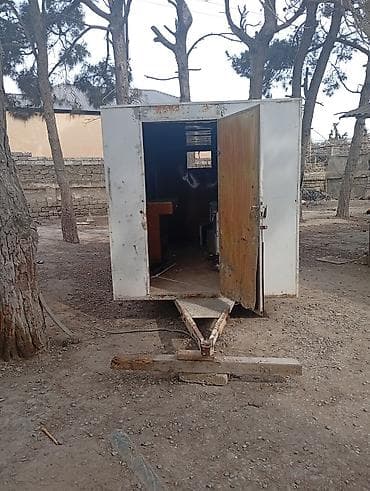 Холодильное оборудование: Satılır: Mobil ticarət köşkü/treyler Xüsusiyyətlər: - Qoşqu tipli — 2