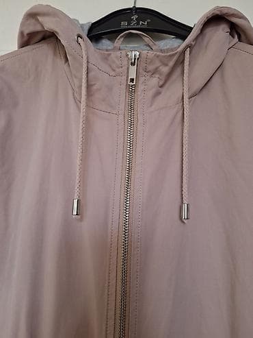 Jiletlər: AMISU qadın plaşı. Hecbir sokuyu belə yoxdur. XS/S geyinənə yaxşı — 3