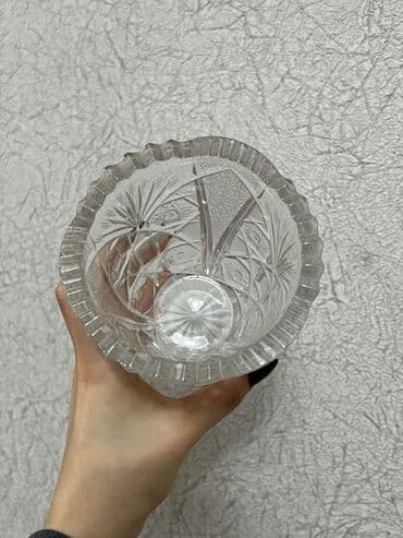 gul sekili: Bir vaza, Xrustal — 2