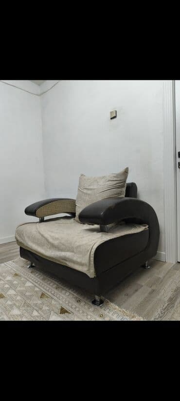 Masalar və oturacaqlar: Kreslo, Süni dəri, Kredit yoxdur, Çatdırılma yoxdur — 1