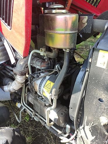 10 yaş için motorlar: Lovol 504-B traktor - Güc sinfi: təxmini 50 a.g. (model 504-B) - — 4