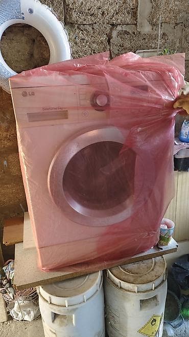 ipad 6: LG paltaryuyan maşın – Inverter Direct Drive 6 kq Xüsusiyyətlər: - Ön — 3