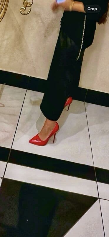 Aksesuarlar: 1 defe tedbire geynilib. Ela veziyyetdedi 37 razmer. 35 azne — 1