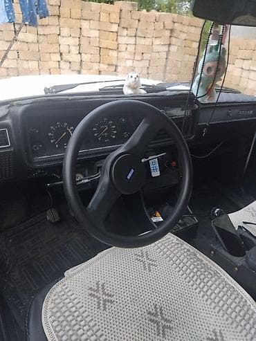 masin sat: VAZ (LADA) 2107: 1.6 l | 2002 il Sedan — 10