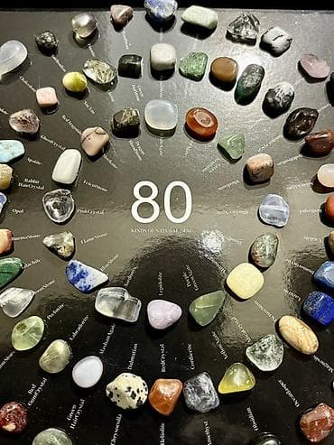 Məhsul: 80 növ təbii daş kolleksiya çərçivəsi - Qara çərçivəli — 2