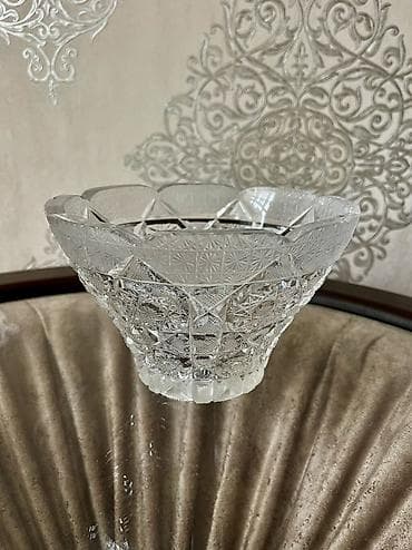 konfet: Kəsimli kristal şüşə qab - Material: qalın, şəffaf kristal şüşə - — 1
